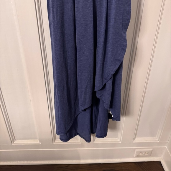 Halara Women’s Dress Deep V Neck Hi-Low Crossover Hem Flown Blue Sz M NWT - Picture 4 of 15